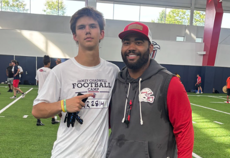 sixstarfootball's tweet photo. EVENT COVERAGE | Offensive Prospects Impress at Liberty

📈Strong showings elevate recruiting stock in front of Liberty staff

📖Full recap+scouting reports now live!

STORY▶️https://t.co/KHgb3VAECf

@Kayden_Bethea @KhailBlizzard11 @MikaiBomberger @CarsonBorde @Doc_Caldwell_ @CaydenC_4 @AJ_Dunkentell @SamDunmire86 @AaronGoode2028 @gibson_gross @BigO1005 @AaronFielder27 @ElijahFoster76 @BrendenGlovier @loganharvey_40 @TheOnlyHaynes5 @Jakhendo09 @cason_holder @MorinHubbard @IsayahHamann @Jack_Lee_2027 @SLocy_23 @JMcCartney2028 @iammasonmcclure @AidanMcNamara28 @TM3murph7 @_cooperneal @n0isy08 @AxelPitts2029 @Pricey10np @SamariRich @MerinoSamnik @RyanSchrock30 @reedscruggs9 @jr_simp626357 @MaxSimpson2028 @speedy4white