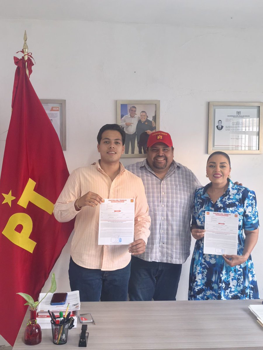 paralosdeapie1's tweet photo. El PT en Hermosillo sigue sumando perfiles que le dan presencia social. 

La llegada de Adriana Estrada y Tadeo Hernández dirigentes de la CROC en Hermosillo con el respaldo de @LunaSugich  confirma que cuando hay unidad y trabajo colectivo, la construcción avanza con rumbo firme https://t.co/YgrdU8smCJ