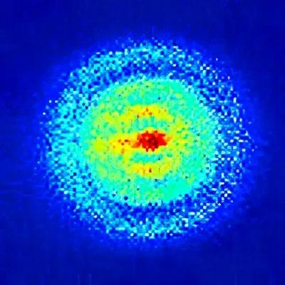 forallcurious's tweet photo. 🚨: This is the first-ever image of an electron's orbit. You are literally looking inside a hydrogen atom. 

The red center is a proton. The rings spreading outward are where the electron actually is. And what makes this image genuinely strange is that the electron is not in any of those places specifically. It is in all of them at once.