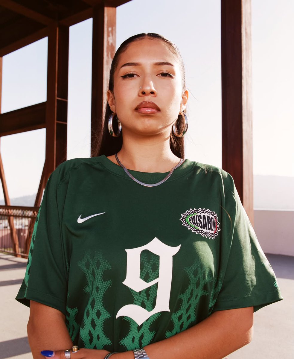 ModernNotoriety's tweet photo. Paisa Boys x Nike Mexico Jersey 🇲🇽

🗓️ June 25th https://t.co/ow4MpfUOMz