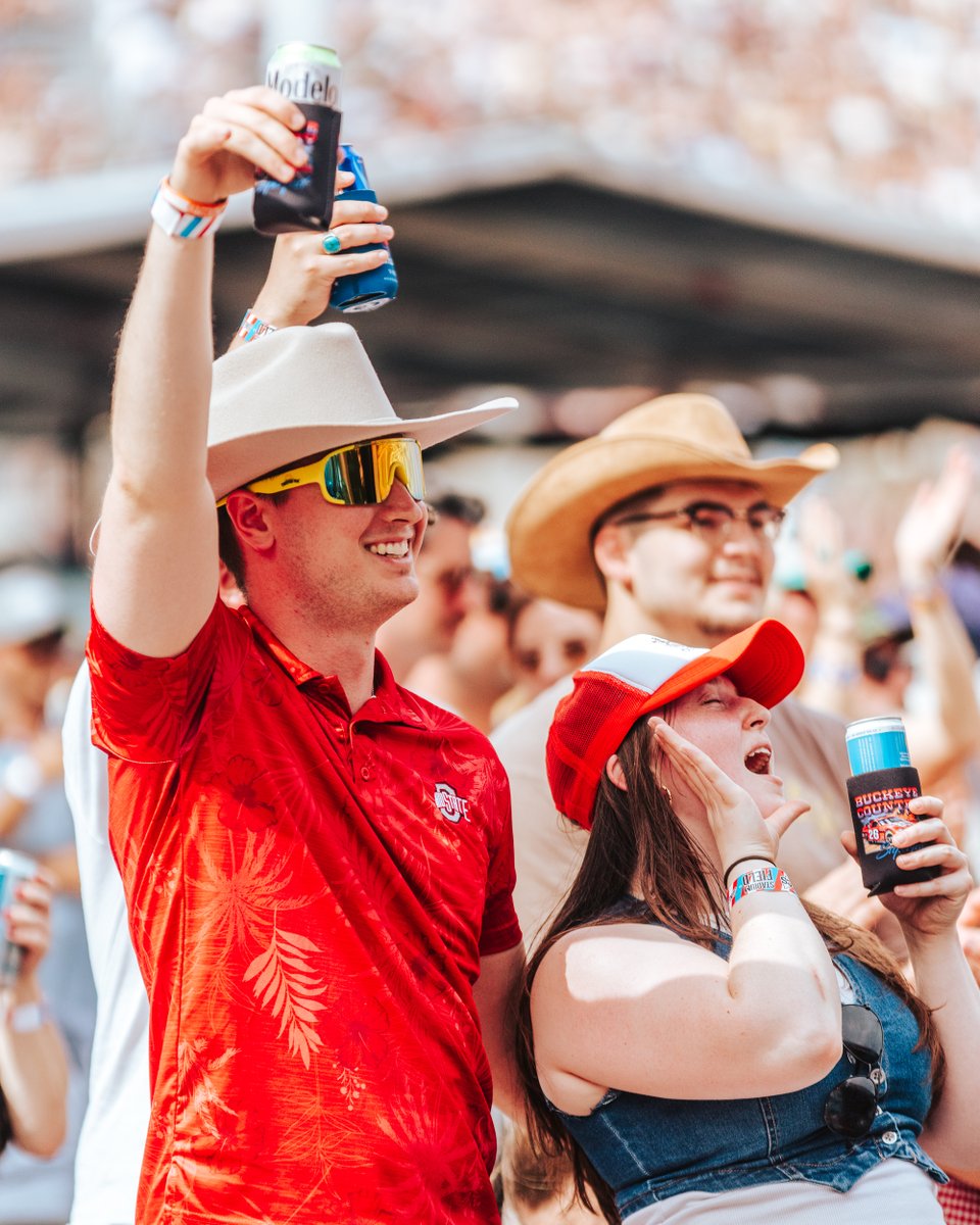 buckeye_fest's tweet photo. Hell bent on hollerin' 🗣️ https://t.co/R8X0RVPwe2