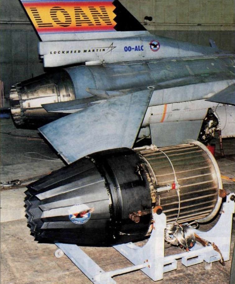 JHunchover's tweet photo. @_yf23_ Concurrent development of LO exhaust fairings was going on at the same time too https://t.co/DzT9ouq4Bk
