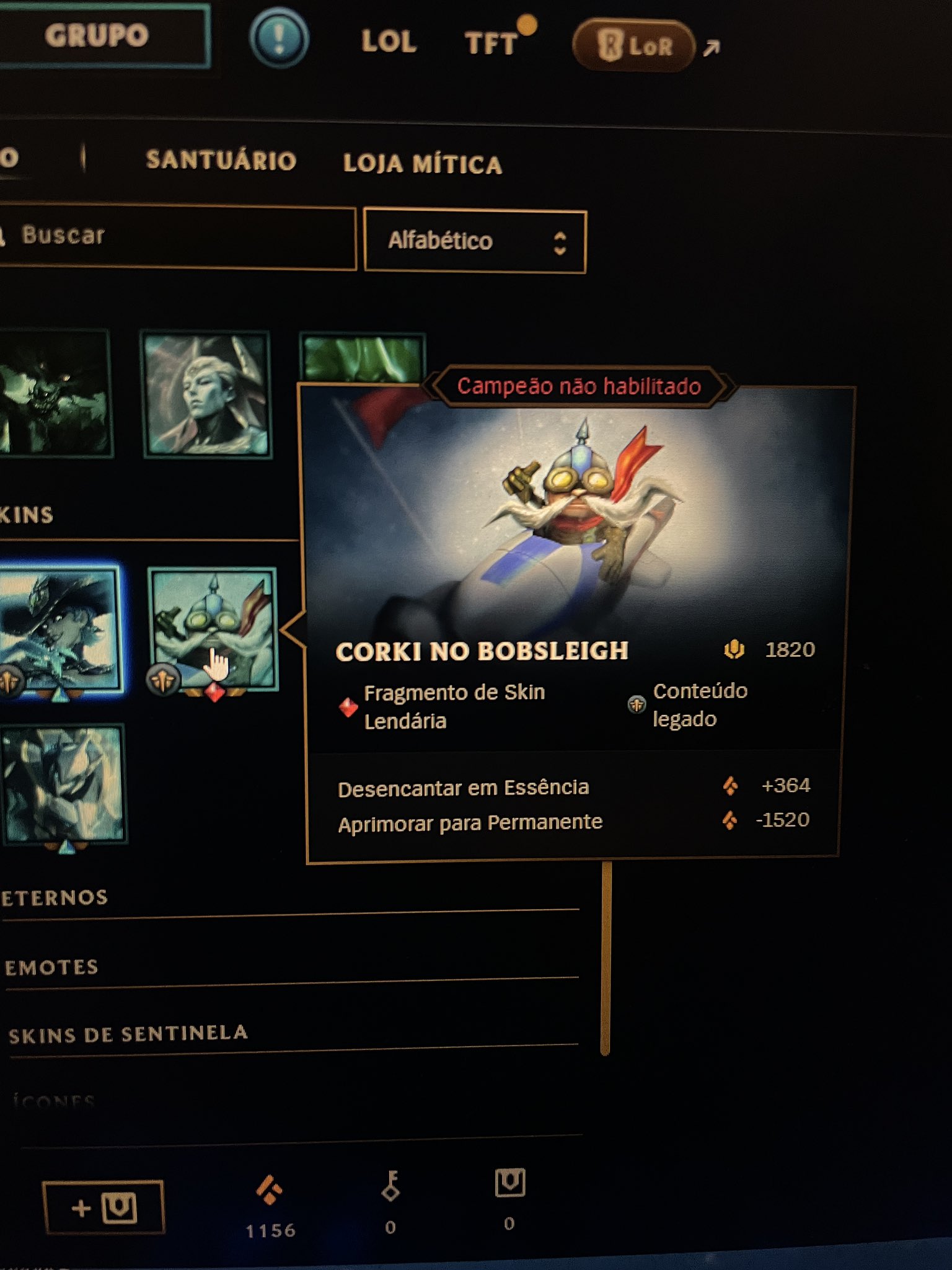 como q pode essa skin ser lendária https://t.co/OGXg5lDrmw