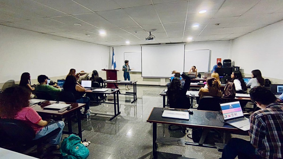 CONEXION_SV's tweet photo. ¡Llevamos la metodología TICONGLE a la fase piloto! 🚀 

Junto a la Iniciativa OYE de @CatholicRelief, fortalecemos el modelo formativo digital de CFP Ceren, CFP Ciudadela Don Bosco, @ColPadreArrupe, CF San José y @unicaes_sv para conectar al talento joven con el mercado. 💼🤝 https://t.co/bRvD3sfNKl