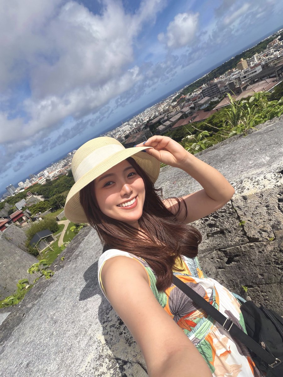 sen1043h's tweet photo. おはよー！
今日はシュノーケリングへ🤿🫧
ワクワクしてアラームより先に起きた(笑)
遠足前の小学生の気持ち！！！ https://t.co/uTx42xWhBf