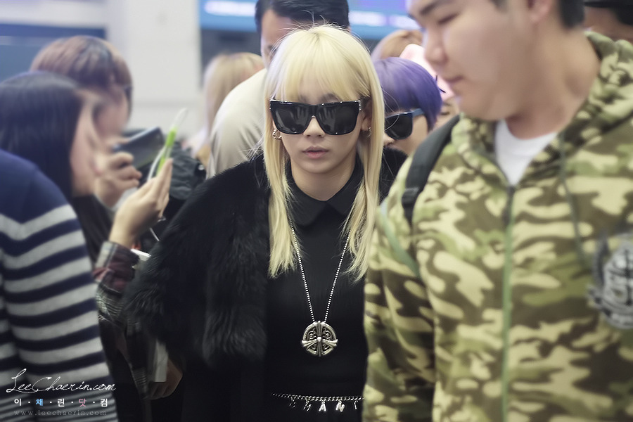chaerinjpg's tweet photo. 📷: #cl at incheon airport back from taiwan, 2012. https://t.co/hDGoOoIBj2
