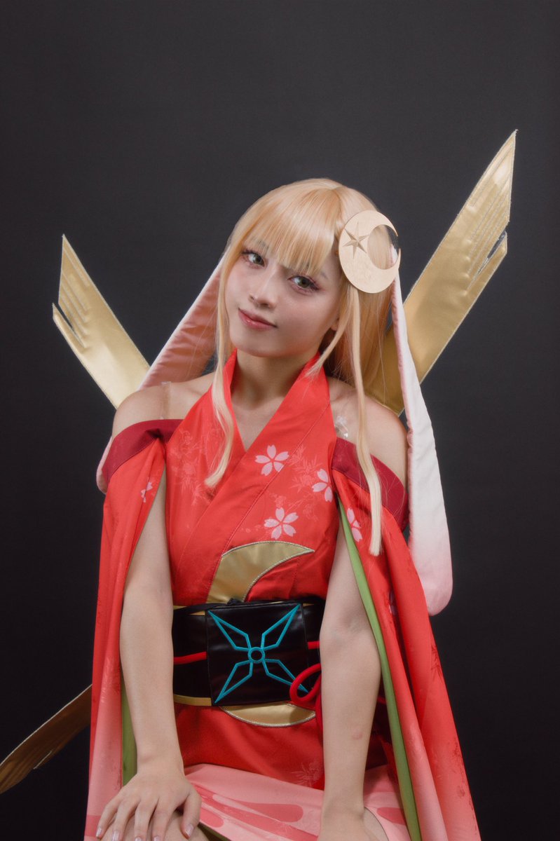 maineyaa's tweet photo. Kaguya from Cosmic Princess Kaguya 🌙 #cosmicprincesskaguya #超かぐや姫 #cosplay #cos https://t.co/8qnVyHnAmd