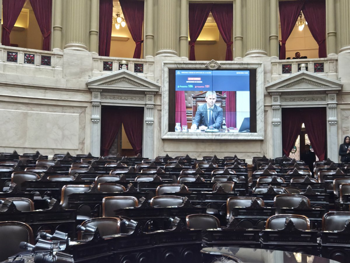 TereGarciaOK's tweet photo. Los amigos de las cascadas y los flipper no dieron quorum. No quieren hablar de eso ! https://t.co/bpBDfVKTNc