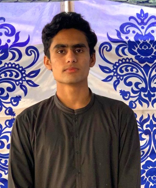 pakmusalli's tweet photo. آج ہمارے پیارے بیٹے رحیم الدین کی 
سالگرہ ہے۔
اس کا نام  میرے دادا جی نظام دین اور اسکی والدہ کے دادا جی عبد الرحیم کے ناموں سے ملا کر رکھا گیا ہے۔
اسکی صورت میں ہمیں اپنے ان خوبصورت  بزرگوں کی شبیہہ نظر آتی ہے 
جنم دن مبارک ہو  دادی کے لاڈلے 
جگ جگ جیوو 
سوا لکھ تھیوو
🎉🎂💖💞 https://t.co/g1BydAk71d