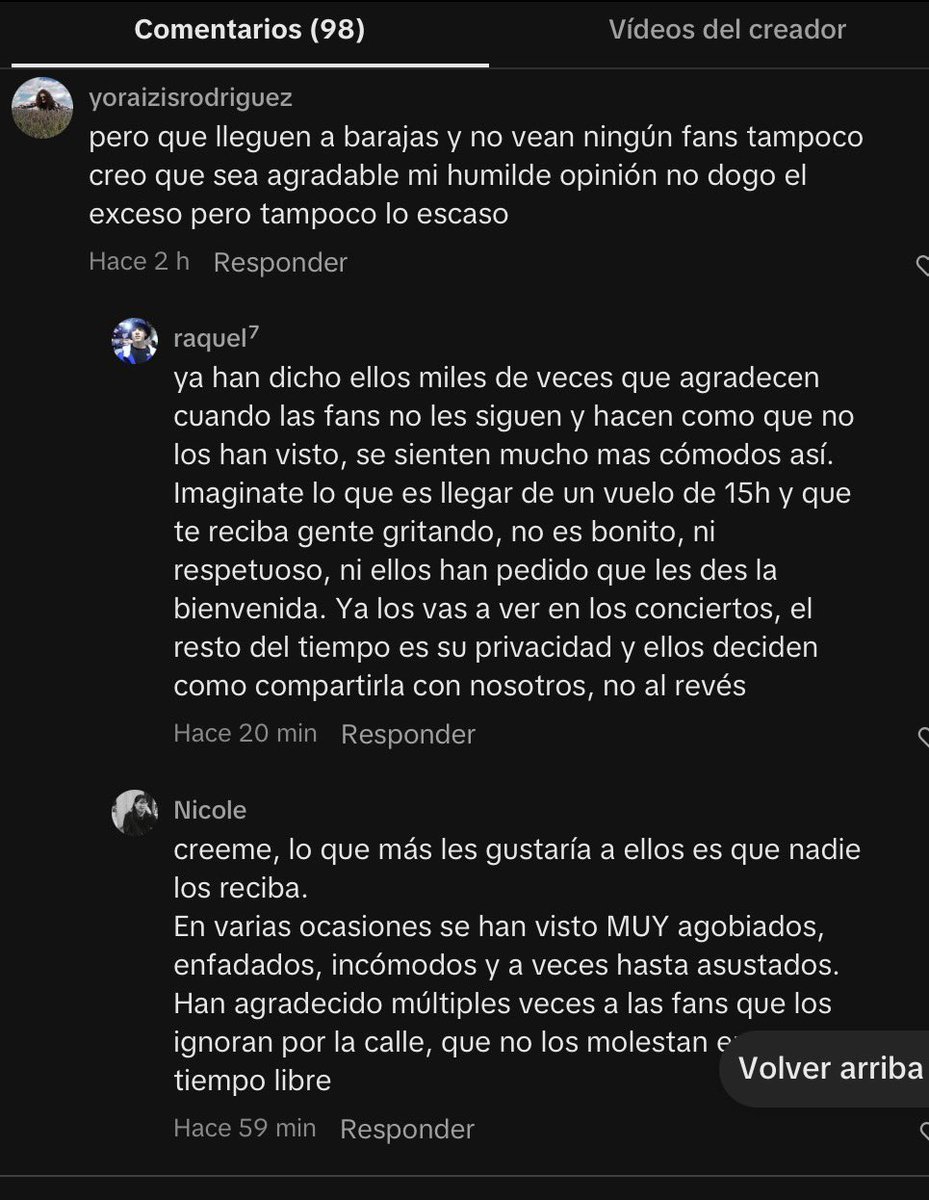 namjoonenalsa's tweet photo. hola aquí os dejo a algunas personitas que están de acuerdo con ir a acosar a bts al aeropuerto :) https://t.co/WHCmkiJLvn