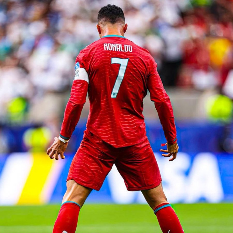 yabaleftonline's tweet photo. Cristiano Ronaldo becomes the oldest player ever to score a brace at the World Cup. https://t.co/8ESjDCcrFR