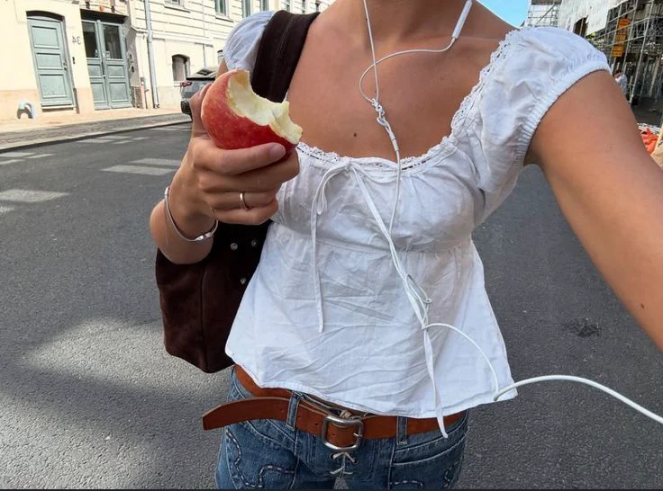madeleine✶ tweet media