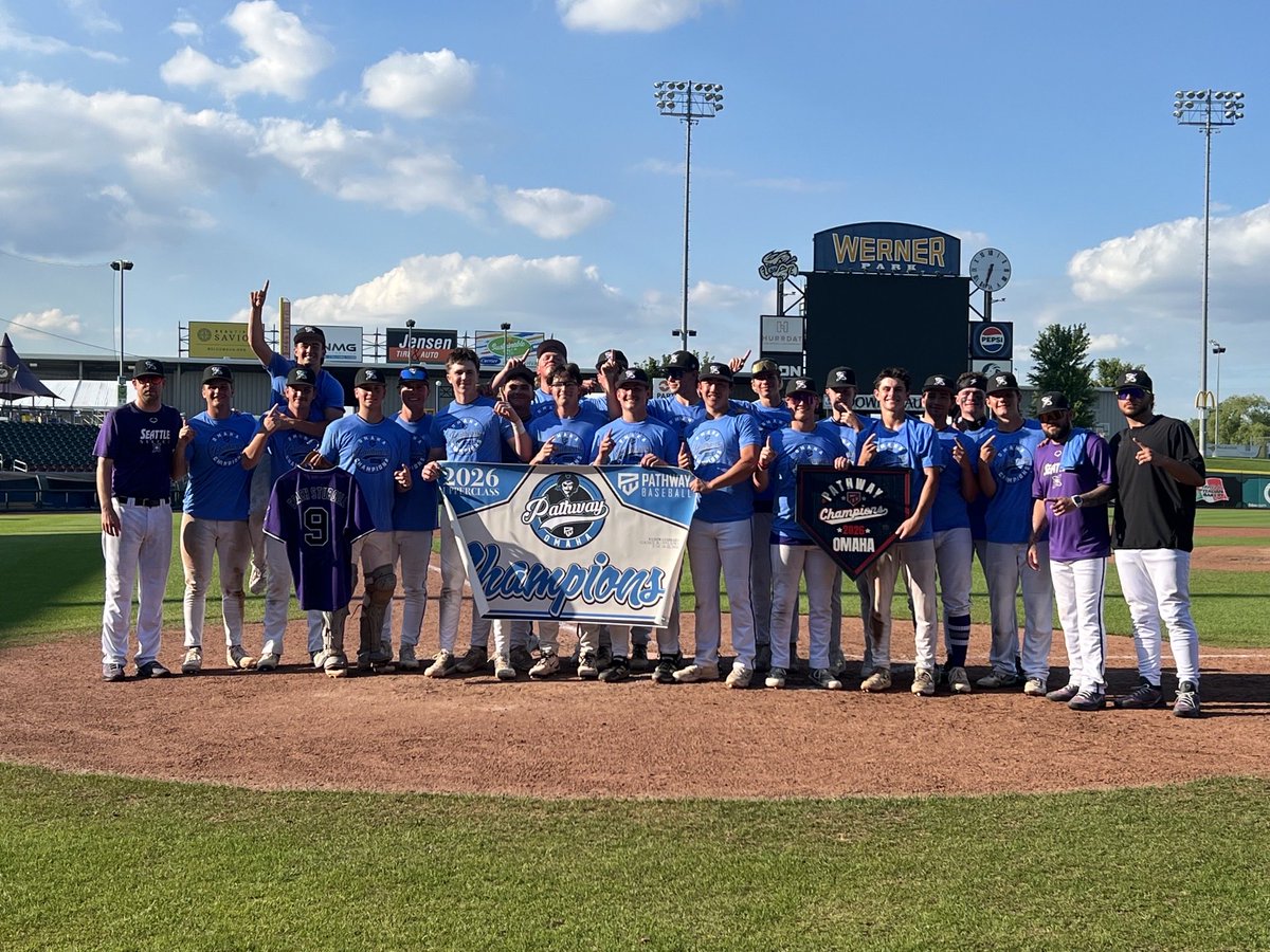 BeardJaxso48158's tweet photo. Won the pathway Omaha upper class tournament this weekend. Had 6 hits with 9 RBIs on the weekend. Played really good competition all weekend and got the trophy
@PathwayBB
@PB_Uncommitted
@PNWBaseball 
@CoachSummers17 
@CAALayne https://t.co/IDEVJWMJql