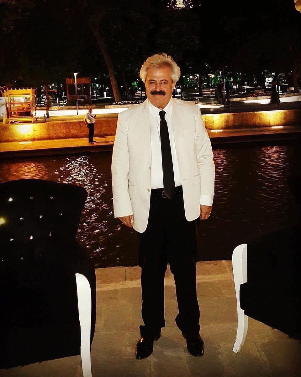 FethiAltiparmak's tweet photo. Öyle sevilir ki bazı şehirler ve ülkeler gönül de verilir ömür de.Tarihe yolculuğun yapıldığı URFA mız  ve her tarafı cennetten bir köşe olan TÜRKİYE miz gibi.İyi akşamlar https://t.co/7cl1IanjV0