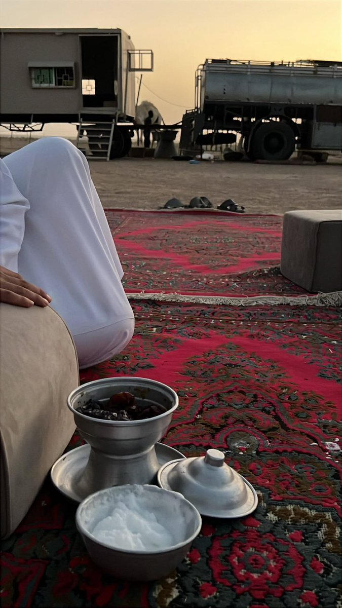 sl_m001's tweet photo. من قديم الوقت ماتلقى مطيري باير 
مايهين النفـس لو انه مايلقى قـوتـه 

- https://t.co/HkuwXoojbt