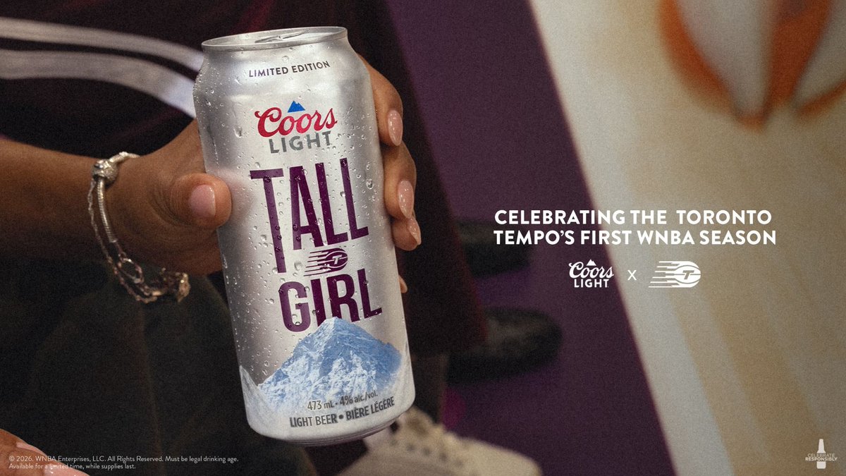 6ixfood's tweet photo. Coors Light made a "Tall Girl" can to celebrate Toronto's first WNBA team https://t.co/7ilL9mRCSU