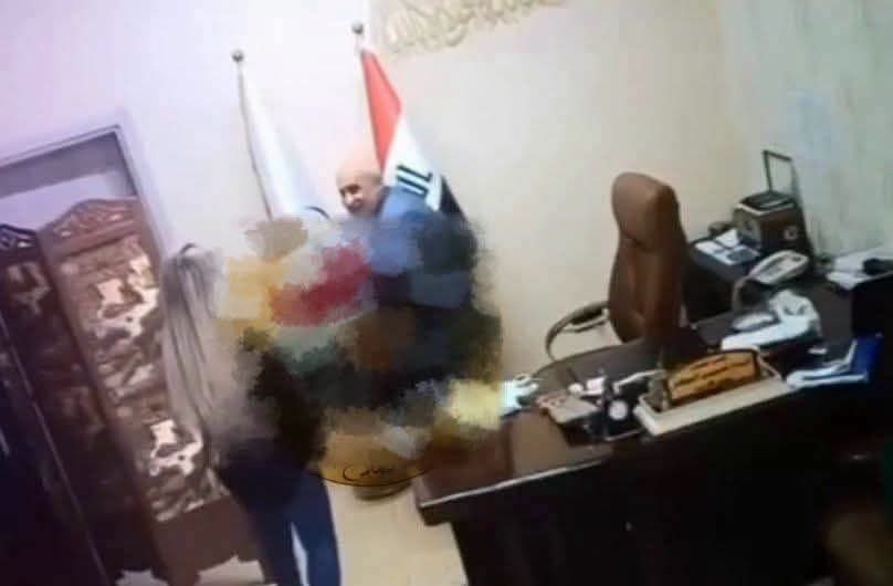 bnoboi's tweet photo. فضيحة إياد الجوهر المدير العام لشركة مشاريع النفط، الملقب بـ (علي ورد حمود الجوهر) مع موظفة شيعية تدعى (لينا رعد محسن
#العراق #بغداد
https://t.co/mE4pU7iGZL
https://t.co/mE4pU7iGZL https://t.co/yzwIfgqjx6