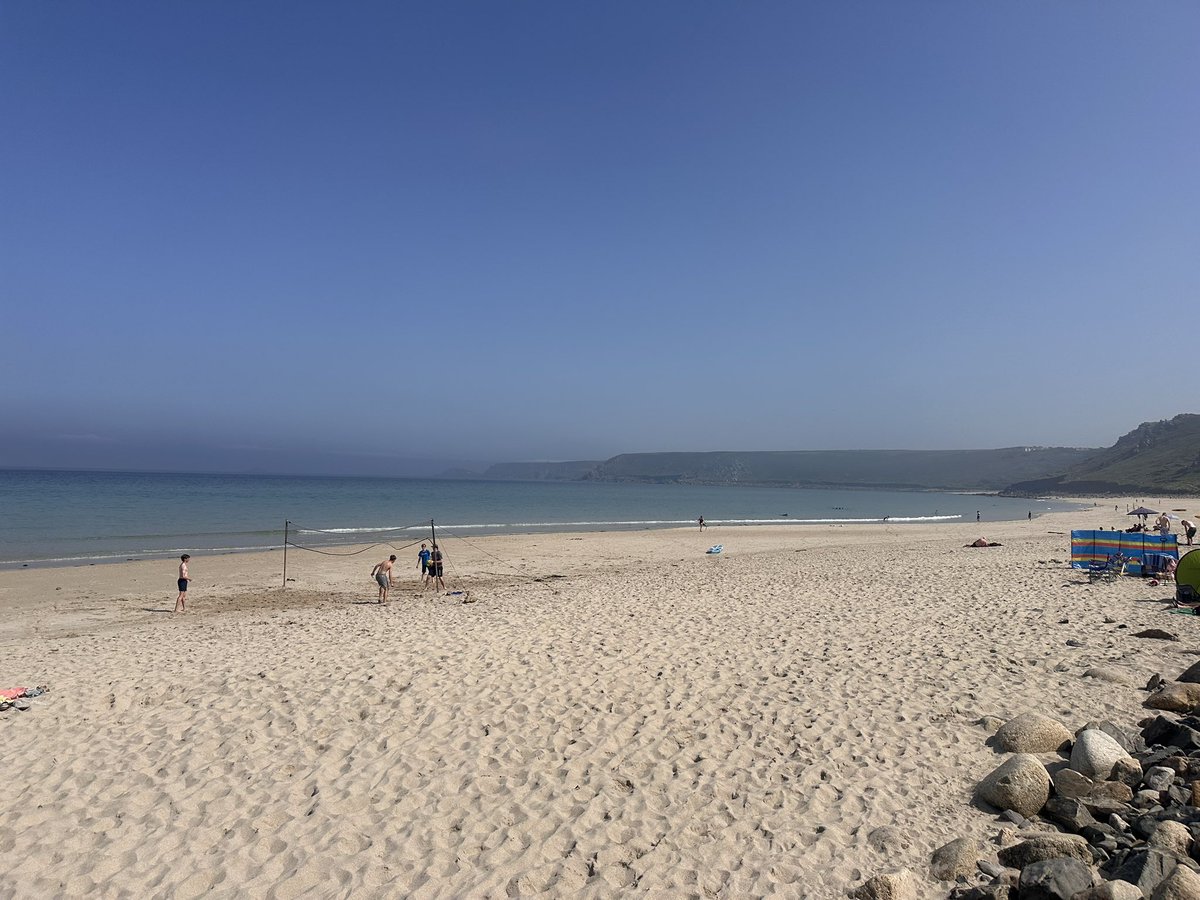 tomharris720's tweet photo. Sennen Surf Trip Day 2! Volleyball, paddle boarding &amp; plenty of beach time followed by Fish &amp; Chips and the new favourite camping game - Spade Cricket! ☀️ 🏄 🪏 #dhsbcew https://t.co/TLbRjySSy5