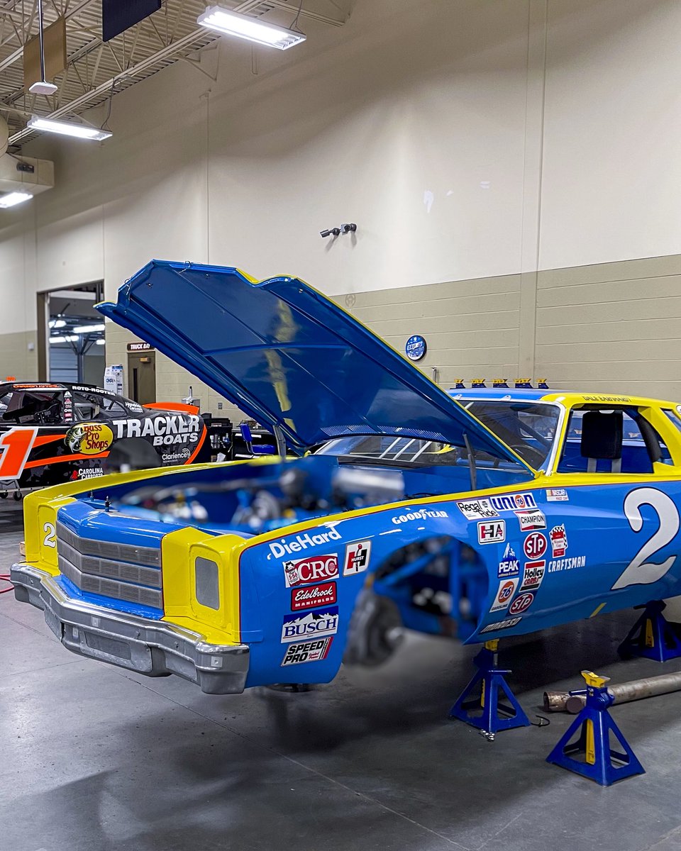 JRMotorsports's tweet photo. Just your average day at JRM… https://t.co/fMH8AME9Kl