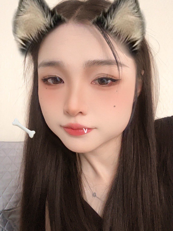 Wuwur52x's tweet photo. 有没有兄弟懂女友骚榨精大脸的 https://t.co/LjoxCwEPlI