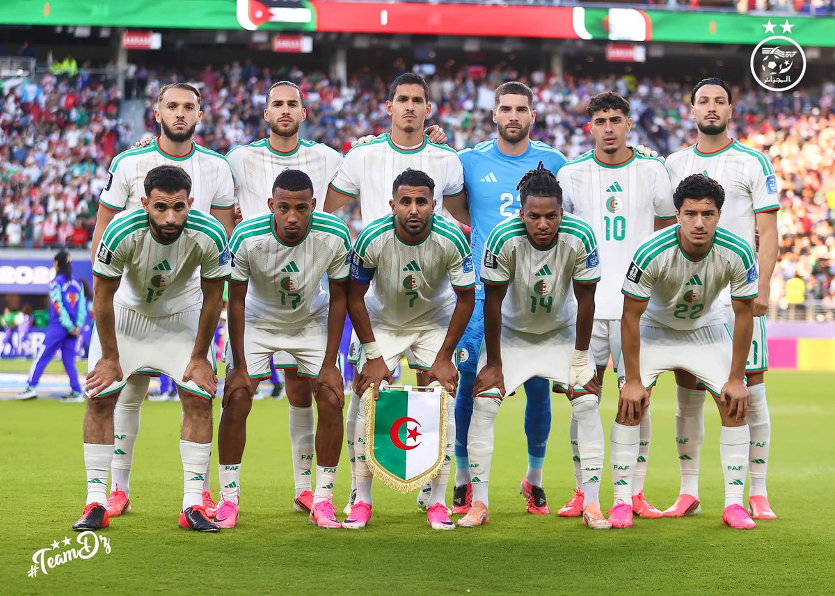 RiadChaabani's tweet photo. One Team
One Nation
One Mission 🇩🇿🔥

#LesVerts ⭐️⭐️ | #123VivaLAlgérie 🇩🇿 | #WorldCup2026 | #FIFAWORLDCUP https://t.co/ZQB6RBaQGf
