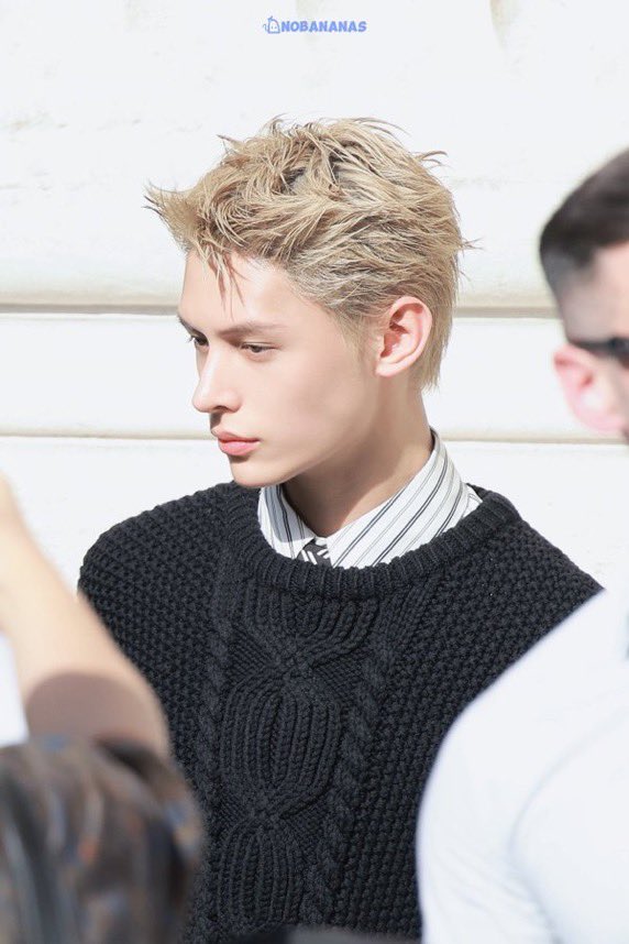 Levoremag's tweet photo. James of CORTIS at the Yves Saint Laurent show. 🇫🇷✨

#JAMESxSaintLaurent #CORTIS #SaintLaurent https://t.co/lwKsrJdyBk