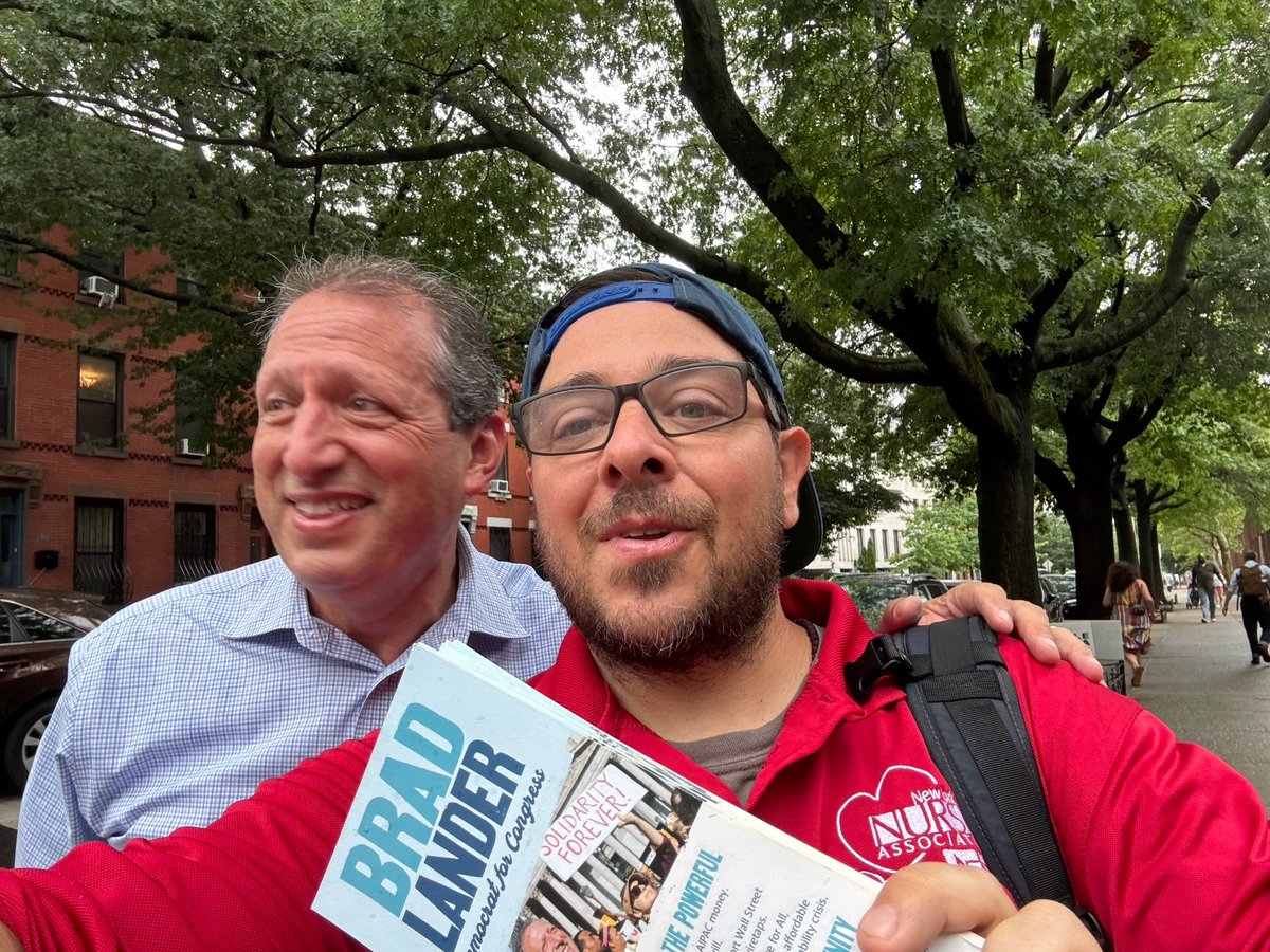 nynurses's tweet photo. It's Primary Election Day and NYSNA members across the state are getting out the vote for our labor and healthcare champions, including @RagaForQueens, @KarinesReyesNYC, @bradlander, @ReynosoBrooklyn, @AlexBores, and @TomDiNapoli! #GOTV #NursesVote https://t.co/NGP52gVkEb