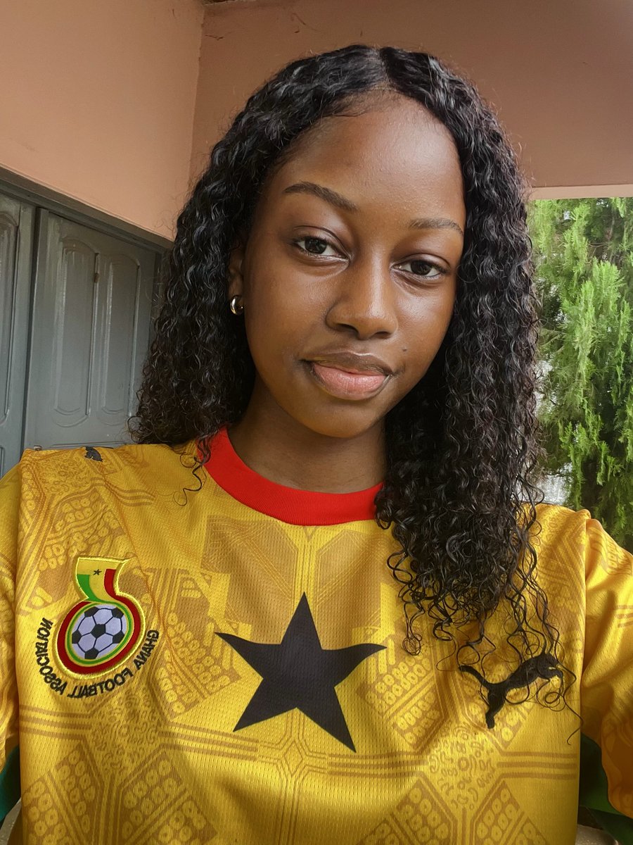 naaabea09's tweet photo. Wearing Ghana, no matter the outcome 🇬🇭❤️
#ghana #worldcup #fyp https://t.co/iTCJJHRhjk