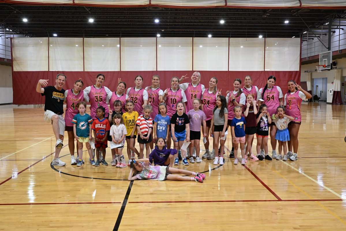 GannonWBB's tweet photo. Favorite Sports Team/Jersey Day was so much fun!! Can’t wait to reveal tomorrow’s theme 👀🙃

#GannonWBB https://t.co/nc9LuuIAG9