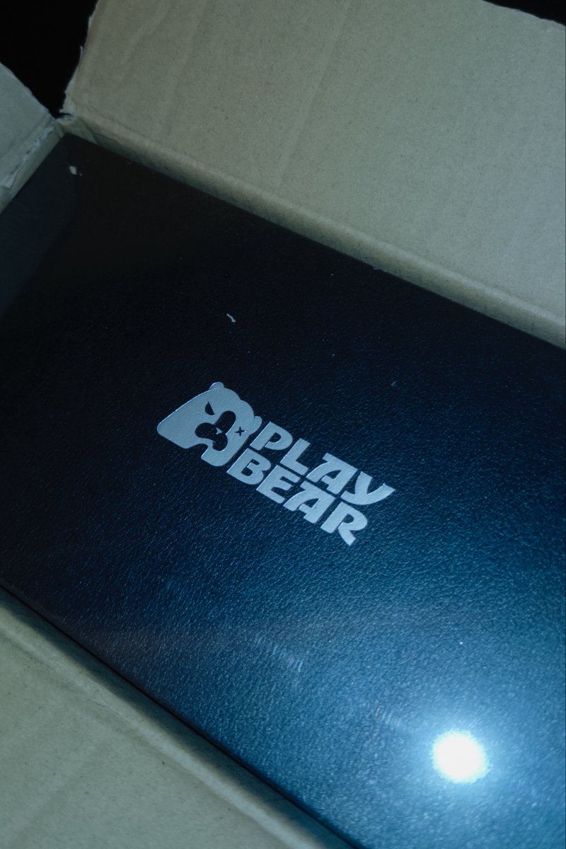 brunodracoxxx's tweet photo. just received a gift from @playbearGlobal and i got hard just looking at it 🤤🍆 https://t.co/kmvKrFJvcU