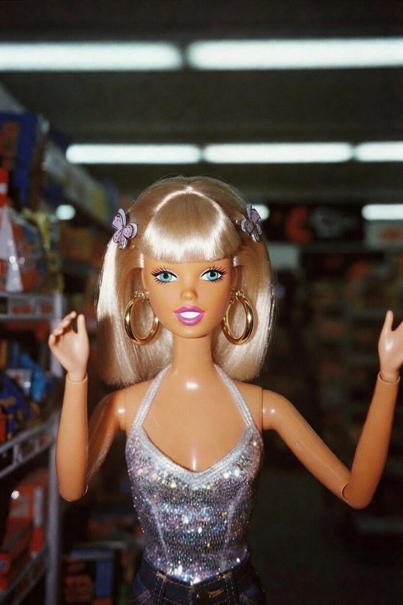 InanimateDonX's tweet photo. Britany is 26, works retail, and can’t afford anything. Inflation, shrinkflation, all of it – frustrating trash.

She has a lot to say. Perfection Lost Ep. 5 is live.

https://t.co/h9OMvHssJc

#dollsoftiktok #perfectionlost https://t.co/whP2Lkvhae