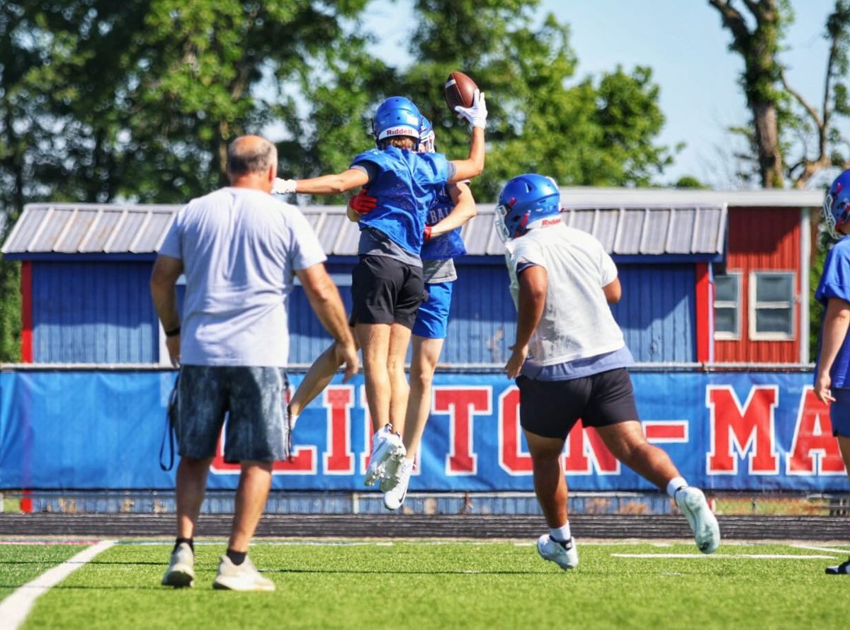 CoachKScholz's tweet photo. The grass is green, the sky is blue. 
That means we got work to do! 
#CMTOUGH #SWOOP https://t.co/D5OQsziUPw