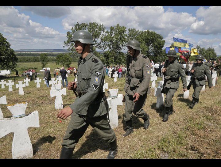 bedepluskwaa's tweet photo. @ObiWanKenobyg1 @donaldtusk @ZelenskyyUa @sikorskiradek @andrii_sybiha It's not about history but about what's happening there now! Can you explain why in may 2026 in lwów was a defilade cherishing SS galicien? And why nobody reacted from Europe? Why did the Ukrainian government allow it? Mer of lwów did not block it as well. Explain please https://t.co/5D3YZRVYSc