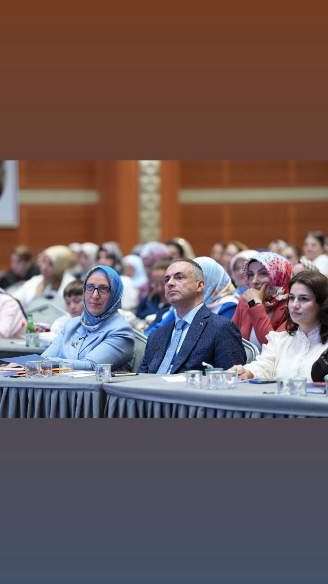 nesvayarar's tweet photo. AK  Parti İstanbul İl Kadın Kolları Çevre ve Şehircilik Politikaları Birimimizce;Sürdürülebilir Çevre ve Sıfır Atık Eğitimini, Çevre,Şehircilik ve İklim Değişikliği İl Müdürümüz @MEjderBatur  başkanımızın da katılımıyla İl Başkanlığımızda gerçekleştirdik.

#SıfırAtıkKadınlaMümkün https://t.co/igUJlxGLCU