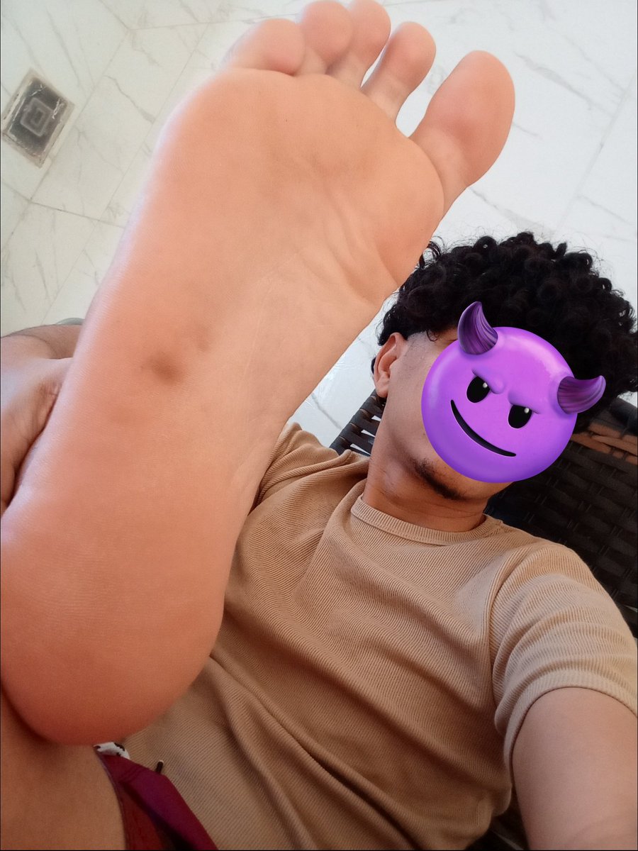 Findom_Boy24's tweet photo. Preciso que uma putinha otária me manda um Pix agora 

#findomslave #findom #Cashmaster #feet #pes #PINTOSAWARDSㅤㅤ 
#PINTOAWARD https://t.co/ZGIVgntlN1