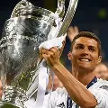 FerDoHer1's tweet photo. @tudimebeto ¿Qué mejor reconocimiento para el mejor futbolista que el amor y la admiración de sus aficionados?
No necesita penales regalados, la protección de la corrupción mundial, no necesita una federación a modo, ni un equipo que juegue para él. Una buena persona convertida en el mejor. https://t.co/eolFTKvj8x
