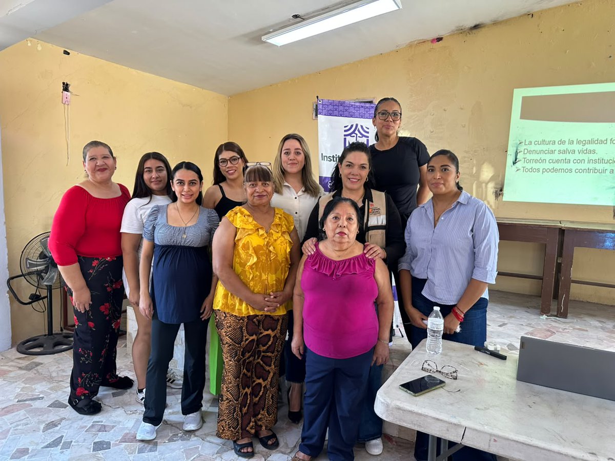 IMMTorreon's tweet photo. El Instituto Municipal de la Mujer llevó a cabo la actividad Red de Apoyo en la Escuela Lucio Blanco, con el objetivo de fortalecer la cultura de la denuncia y promover entornos más seguros para niñas, adolescentes y mujeres.
 
 #TorreónSiemprePuedeMás👊🏼 #IMM https://t.co/sRGyp6FsU3
