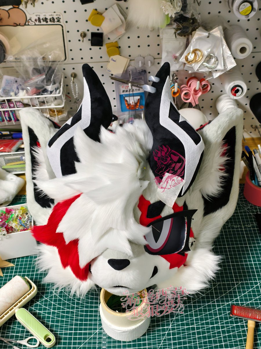 Xicao_607's tweet photo. So handsome indeed ᗜ 𖥦 ᗜ

#fursuit #kemono #fursuiting  #fursuitcommission #fursuitmaking  #furry #XICAO https://t.co/b42HXSf5PQ