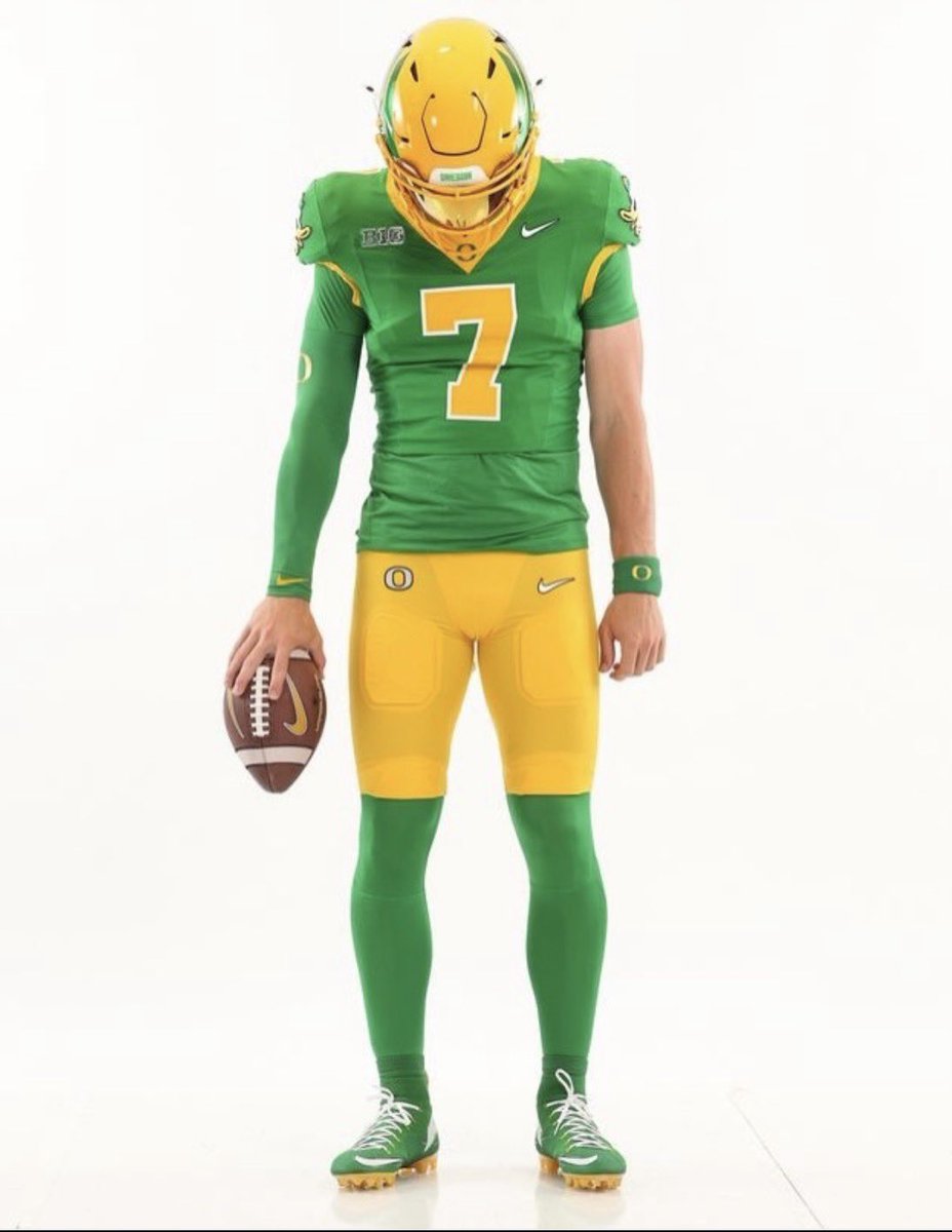 oregon__updates's tweet photo. 5-Star Oregon QB commit Will Mencl on his OV 👀 🦆 https://t.co/4Lbuh7CL5V