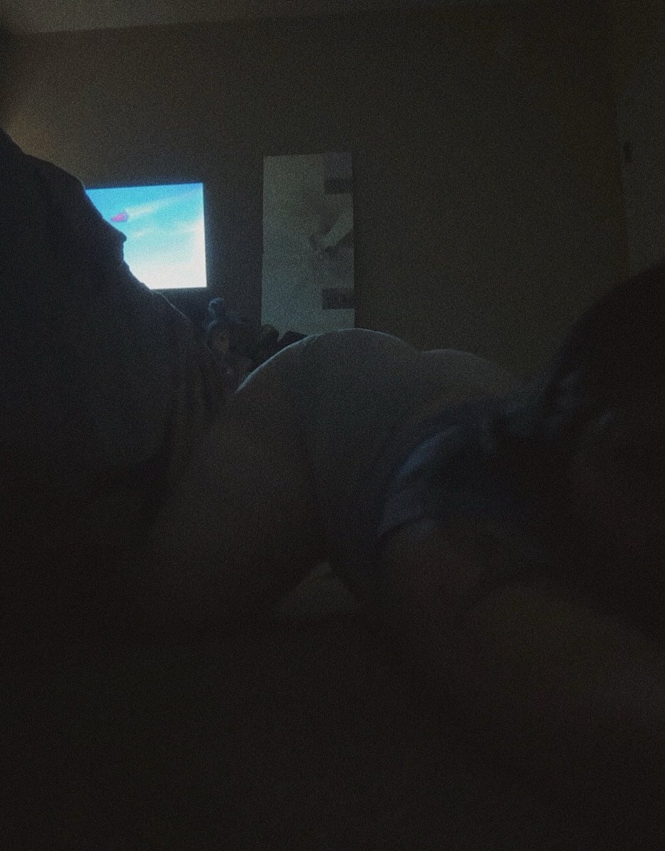 ttxmmytxmtt's tweet photo. Pull my shorts to the side rq dada https://t.co/vmuQwncsD8