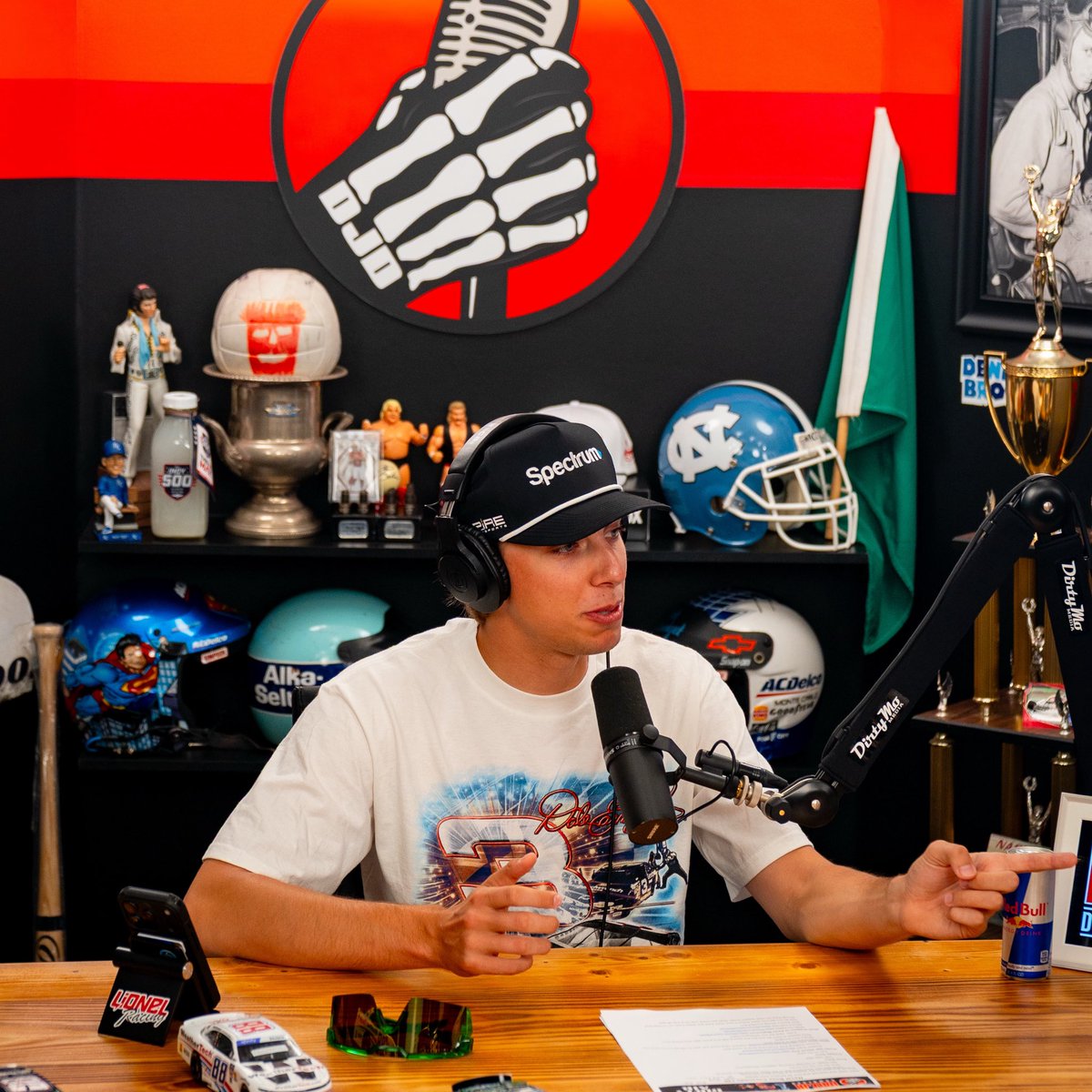 SpireMotorsport's tweet photo. Substitute podcasters for the day. 

@CarsonHocevar and Tyler Green filled in for Dale and TJ on the @DaleJr Download today. https://t.co/U8KeDVAaj7