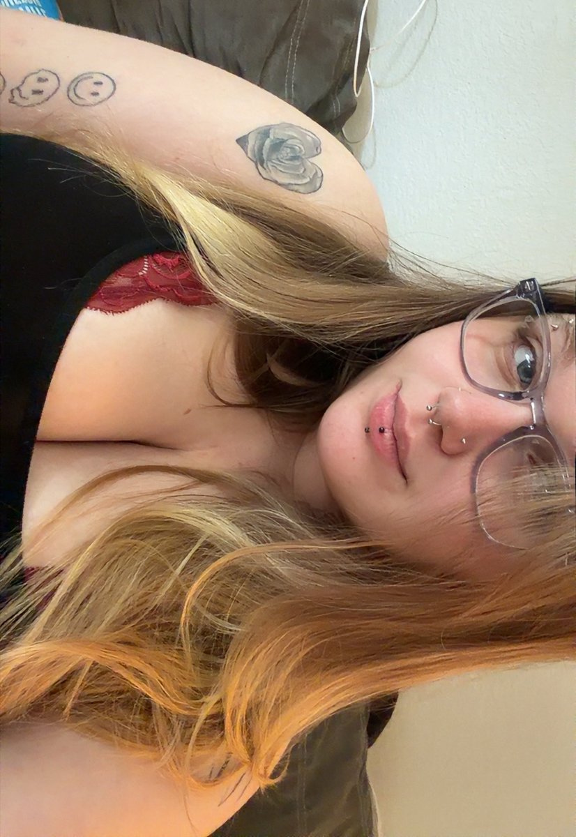 Killertbh's tweet photo. https://t.co/zoGJDK8H78 back at it🥰🫶🏻 #nsfwㅤㅤ https://t.co/tq0ZMkB83X
