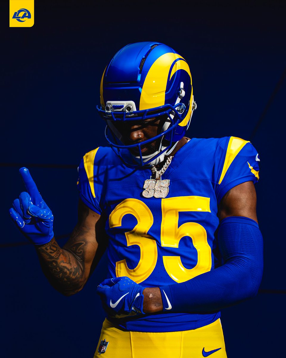 RamsNFL's tweet photo. Suited up in the Royal + Sol https://t.co/lkQhlquQ3Y