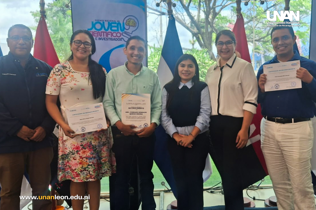 unanleon's tweet photo. La UNAN-León extiende felicitaciones al Cro. Conrado Ronaldo Quiroz Medina quien obtuvo el Primer Lugar Nacional en la categoría Senior del Premio Nacional al Joven Científico e Investigador 2026. https://t.co/1ynuCL1BSG