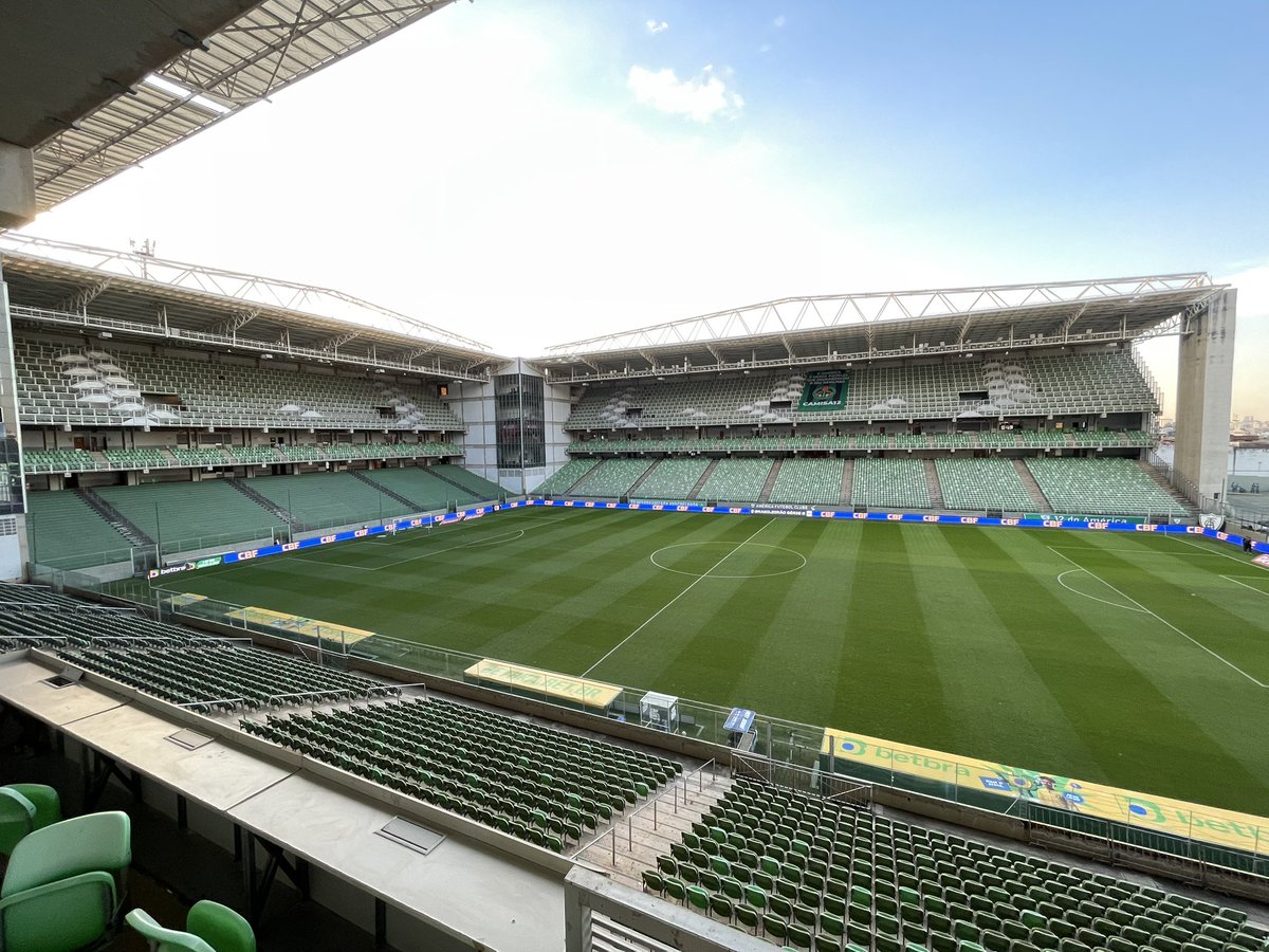 decordes's tweet photo. Já estamos na Arena Independência para América e Criciúma. Tudo pela @radioeldorado. https://t.co/nFvyvTIEj6 https://t.co/JJasE1u0RS