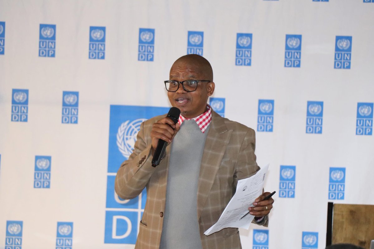 Kefhilwe_M's tweet photo. Driving #trade promotion and linking the #AfCFTA to local economic development this week in Goodhope; a @UNDP_Botswana led activity in support of @OfficialMTEBW. Thank you @OfficialBrandBW #BITC and #BURS for the collaboration. And the #community of Goodhope District! https://t.co/gHRPUUENs1
