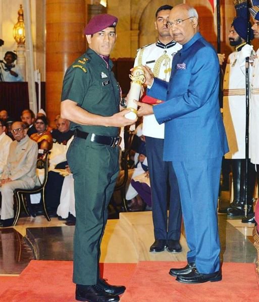 rameshind7's tweet photo. Meanwhile My GOAT with Padma Bhushan in 2018 😂 https://t.co/Ny79dp10iL