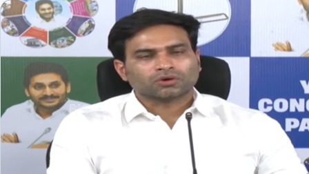kntvtelugu's tweet photo. ఇసుక, మట్టి దందాలు పెరిగాయి: దేవినేని అవినాష్ విమర్శలు

https://t.co/i3sT5mO3mu

#DevineniAvinash #SandMining #AndhraPradeshPolitics  #KntvTelugu   #kntv https://t.co/y24LrkUIYY