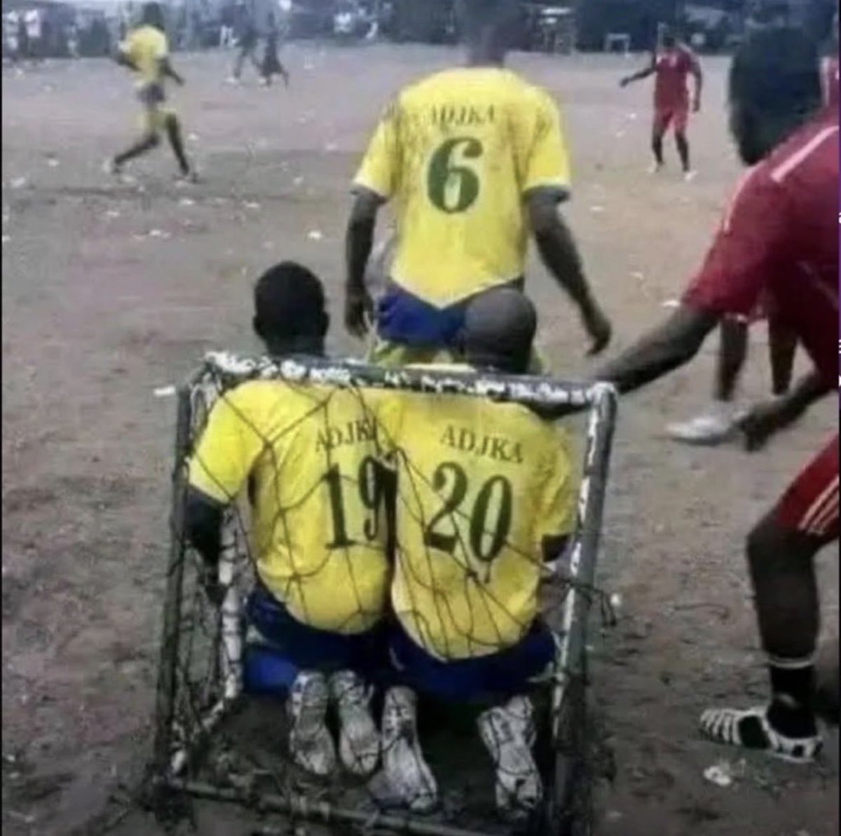 MrBillsss's tweet photo. Pampiiiii 🇬🇭 😂😂😂😂😂😂😂😂😂😂 https://t.co/YYrNiAfVmd
