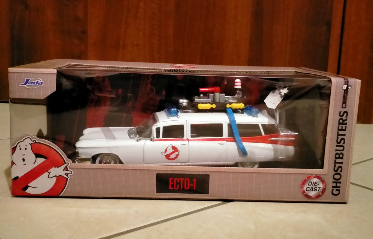 RingoRavine's tweet photo. I also got this for my birthday and I totally forgot it existed oh my god my brain is fried these days 😭😭 #gratefulanyway #Imamess https://t.co/owGa5XPe1Z